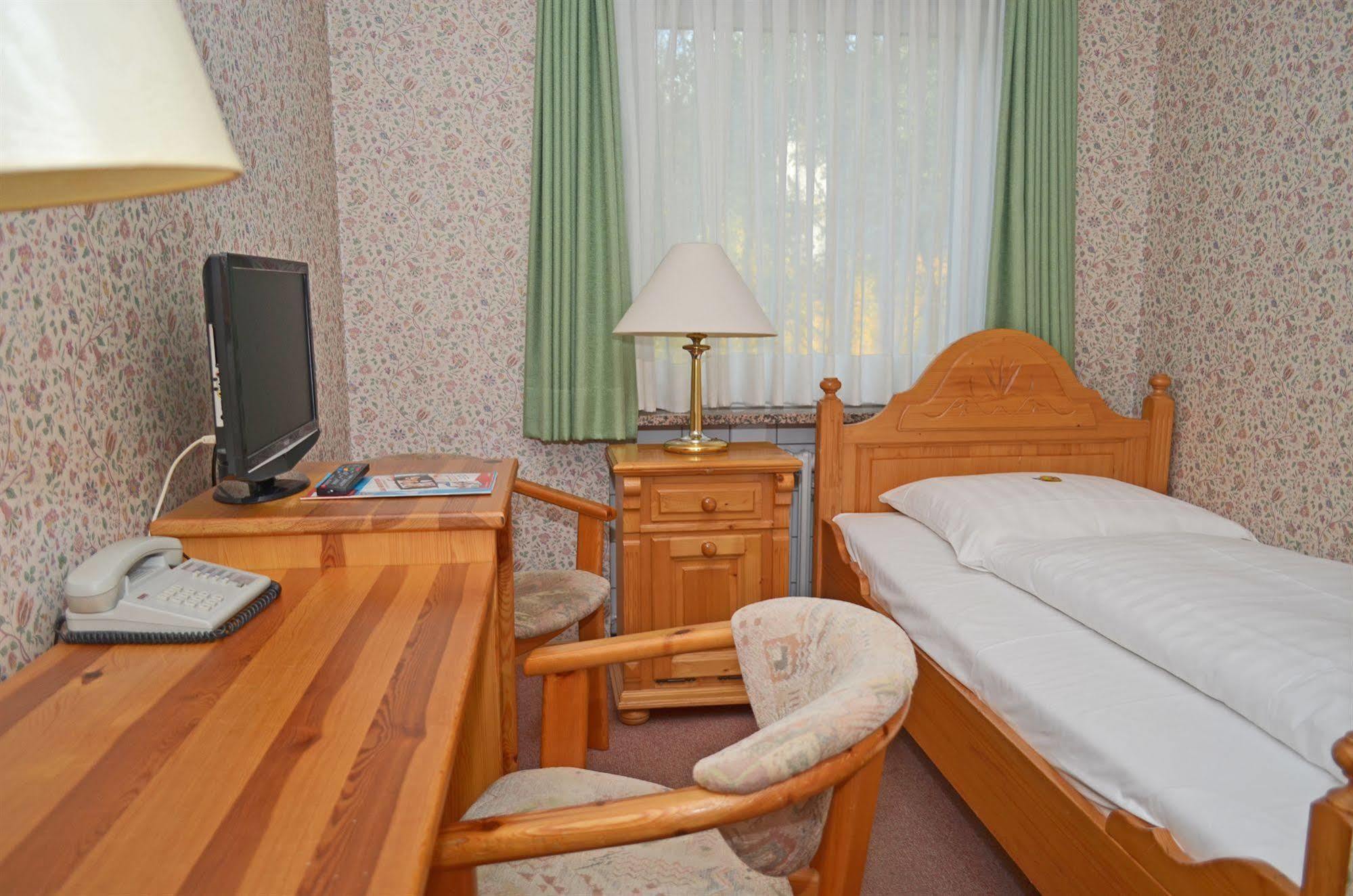 Motel ฮัมบูร์ก ภายนอก รูปภาพ